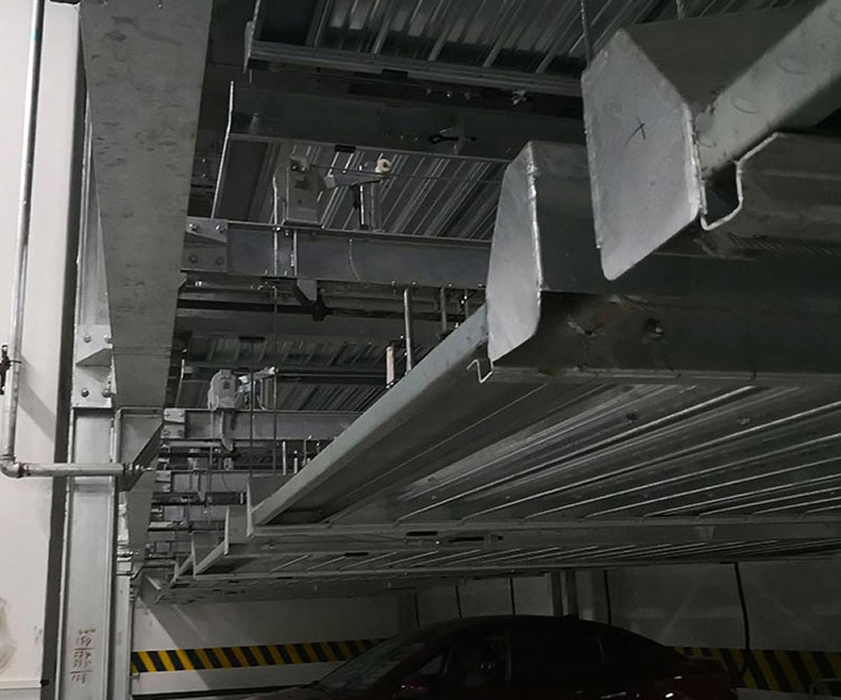 醫院停車場停車難
